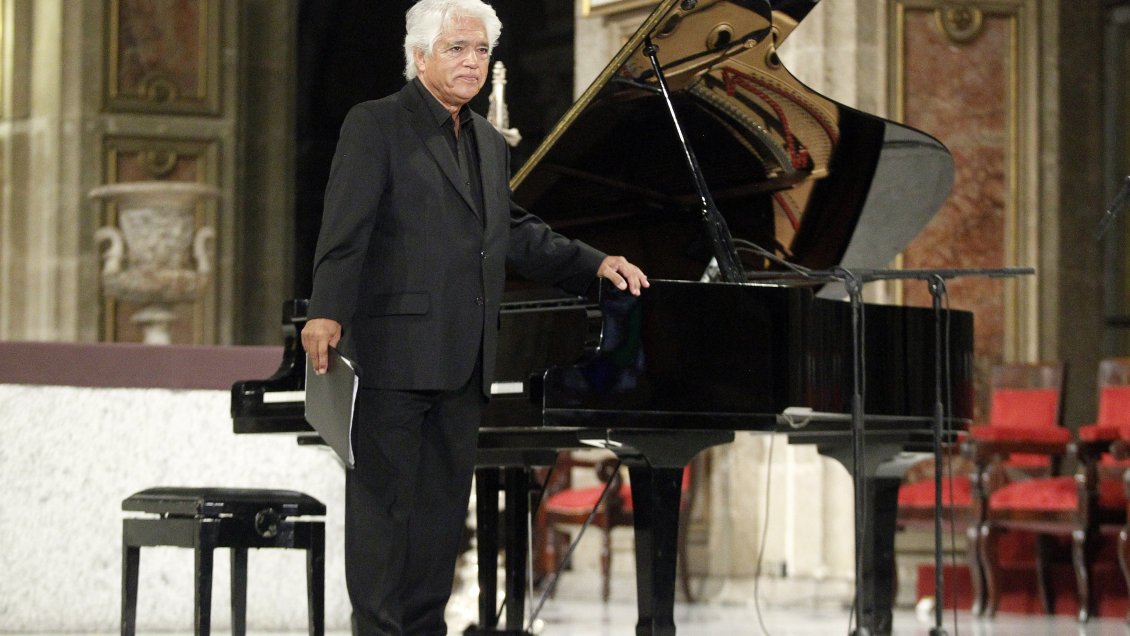 Roberto Bravo cerrará el 139° aniversario de Iquique con concierto gratuito