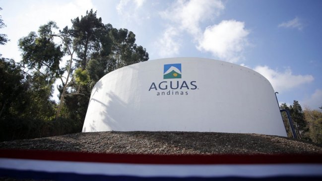 Mal olor en agua de Las Condes y La Reina fue provocado por desechos de baños químicos