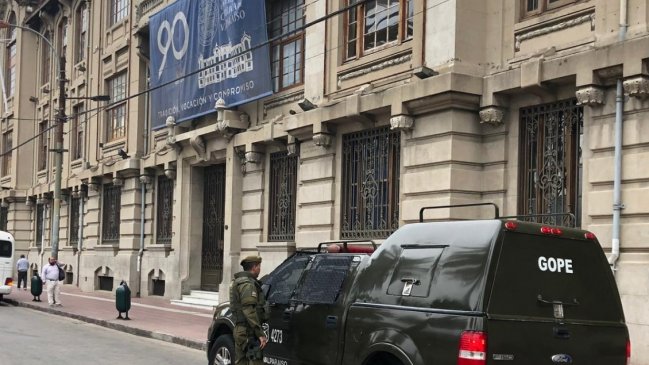 U. Católica de Valparaíso se querellará por amenaza terrorista