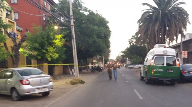 Carabinero fue apuñalado al intentar frustrar robo en Estación Central