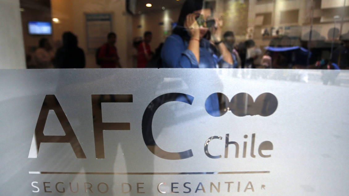 Desempleo en trimestre agosto-octubre subió y llegó a 7,1 por ciento