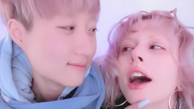 Hija de Jackie Chan se casó con su polola tras acusar a sus padres de 