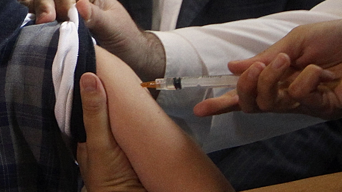 Iquique: Buscan a pasajeros que viajaron con niño contagiado de sarampión