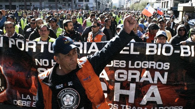 Portuarios del Biobío amenazan con 