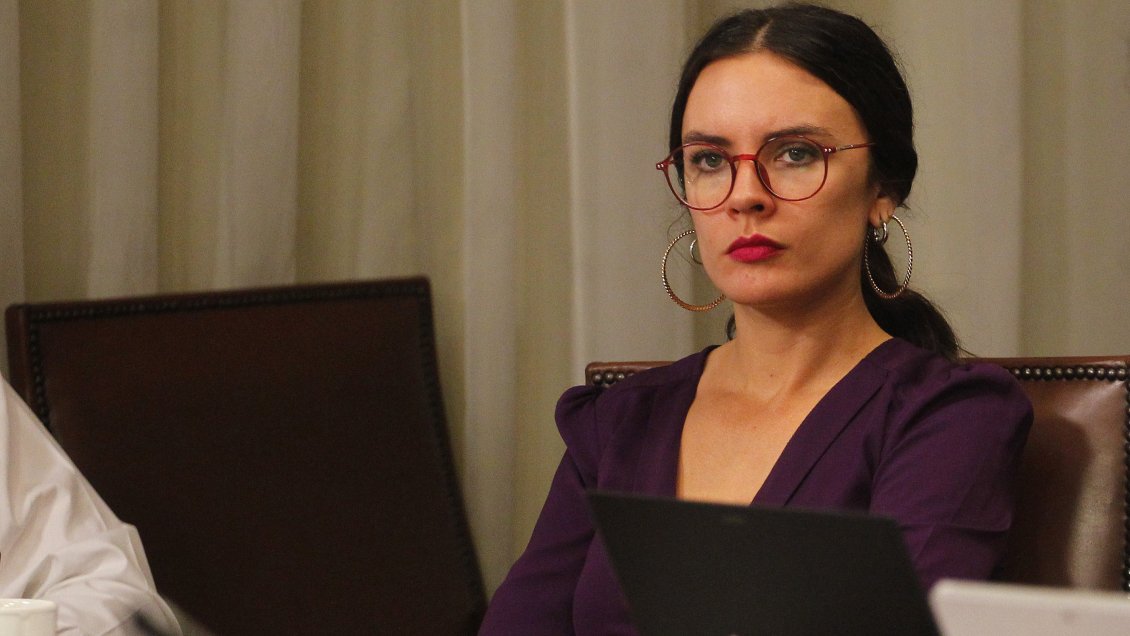 Camila Vallejo incluida en el top 20 de jóvenes líderes de la política mundial