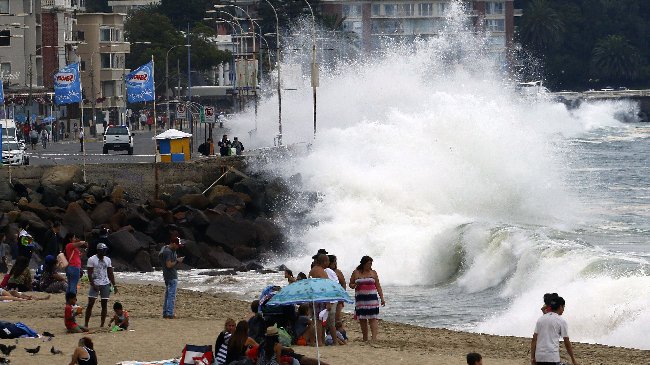 A evitar los roqueríos: Hay alerta por marejadas de hoy al viernes