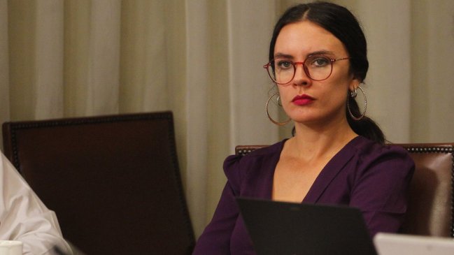 Camila Vallejo incluida en el top 20 de jóvenes líderes de la política mundial