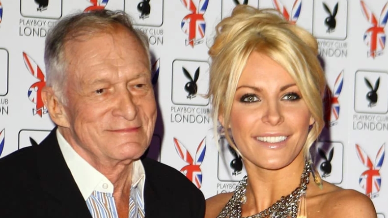 Viuda de Hugh Hefner reveló detalles de su intimidad