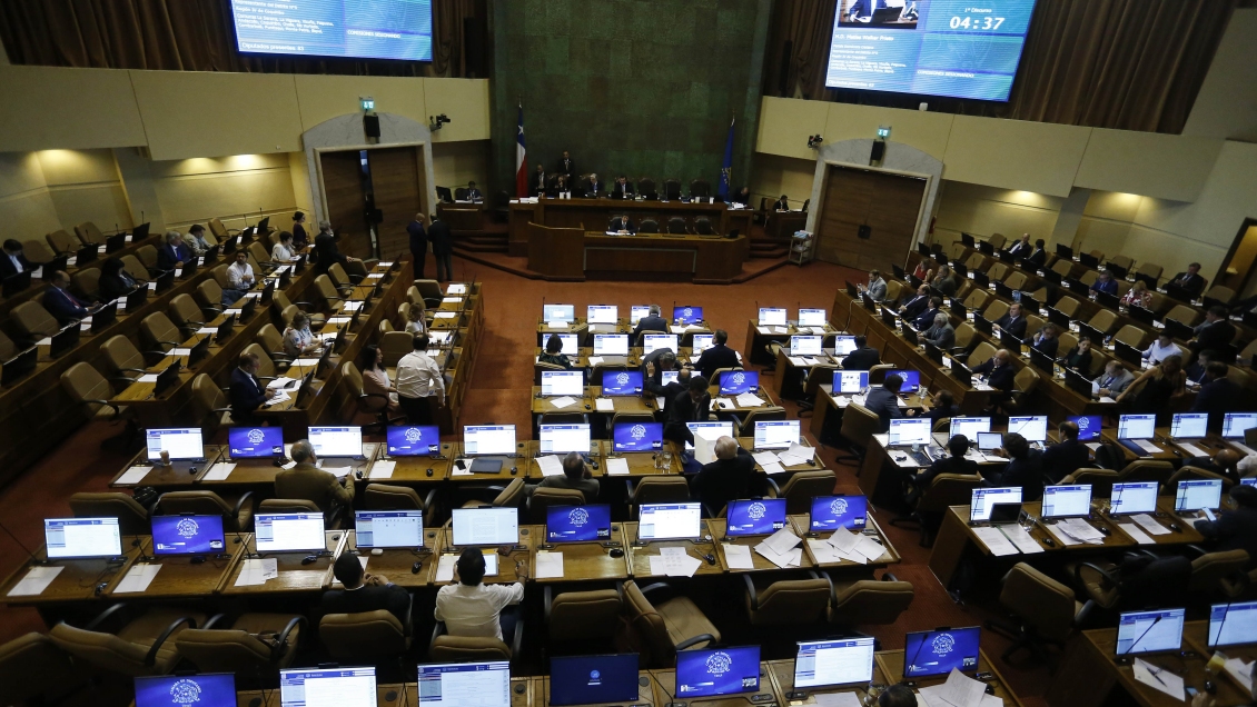 Debate sobre viajes y viáticos: Los cinco diputados que más han volado