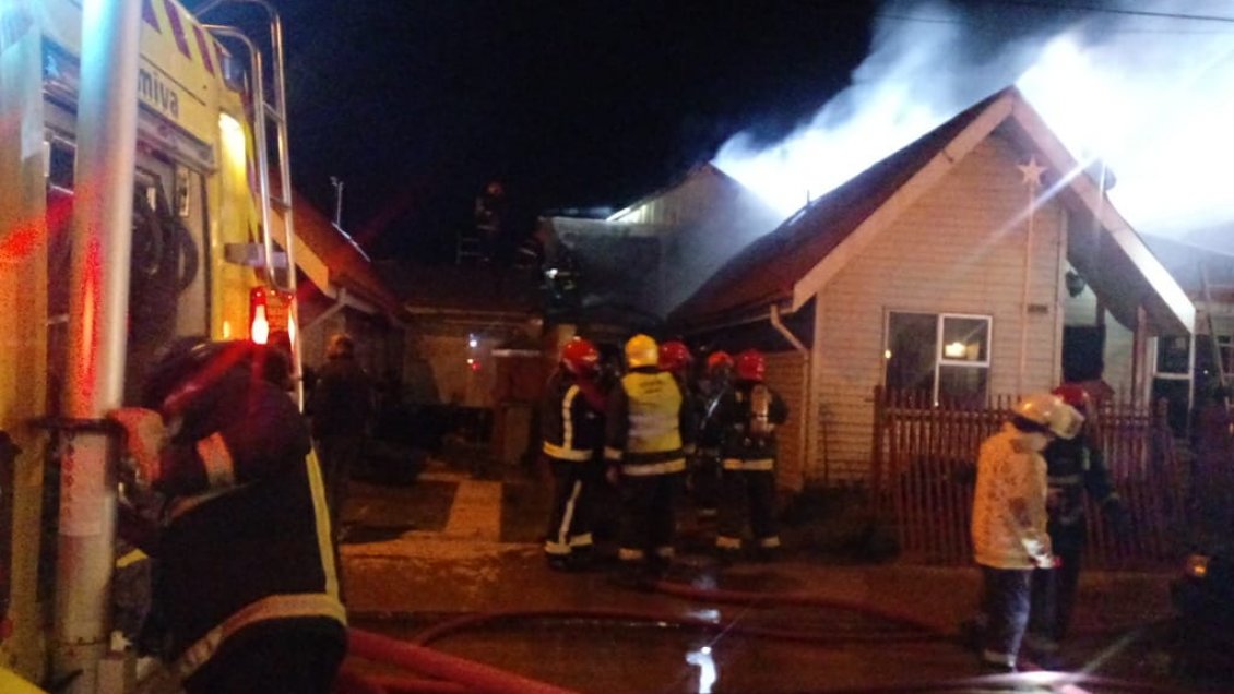 Incendio consumió una casa en Punta Arenas