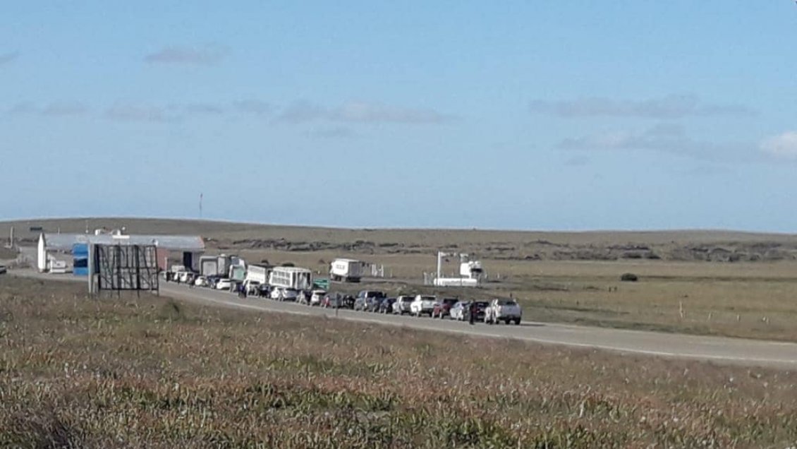 Por falta de gas, Argentina cerró paso fronterizo en Magallanes