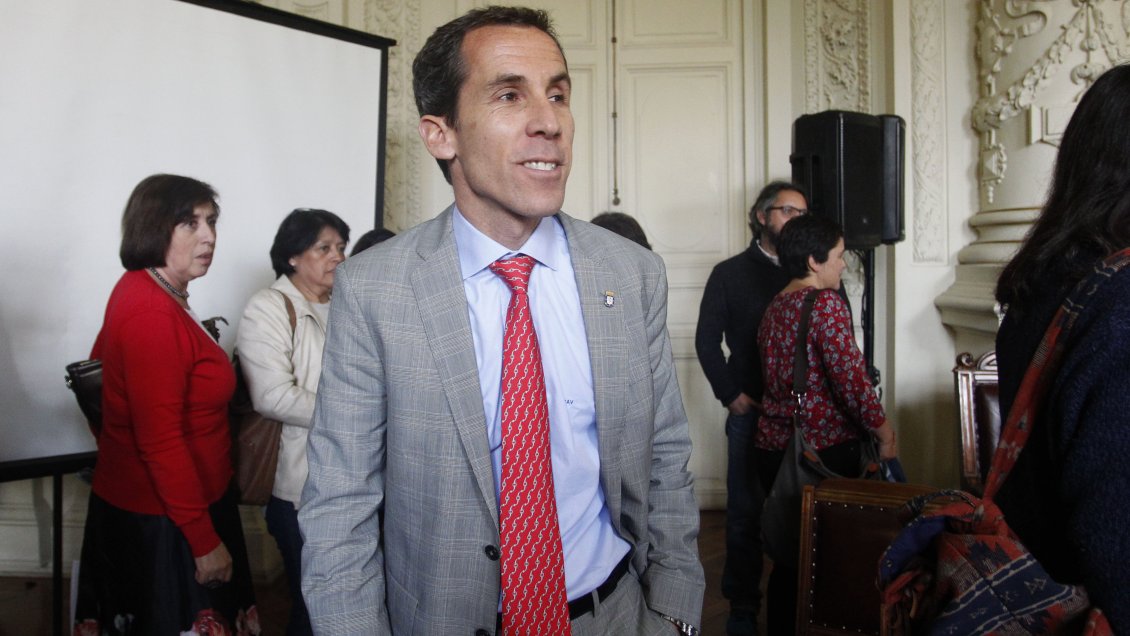 Alessandri cifró gastos por protestas en un millón de dólares