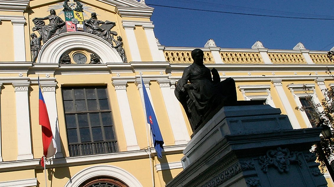 Universidad de Chile anunció alza de aranceles de hasta 9,9 por ciento