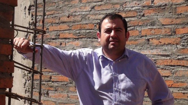 Emiten orden de arresto contra alcalde de Curepto por deuda a profesores