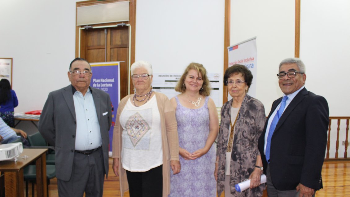 Obras de Tarapacá son premiadas en concurso literario de adultos mayores