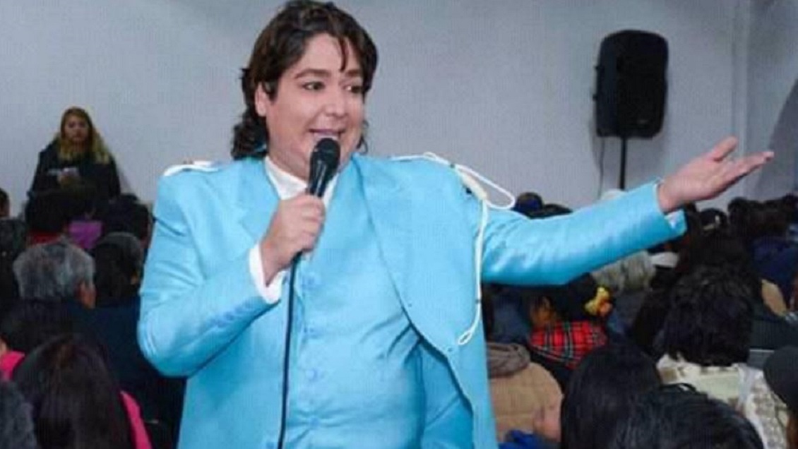 Imitador de Juan Gabriel fue contactado para el 