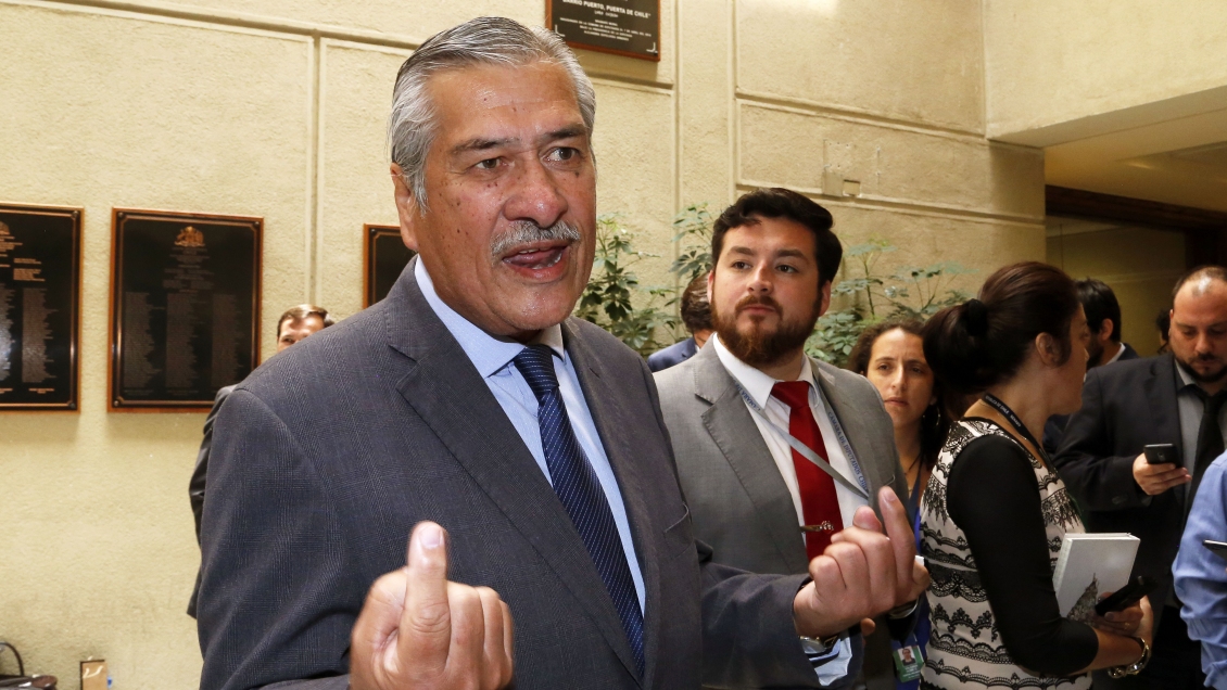 La grave acusación del diputado Meza: En TVN hay intercambio de sexo por segundos en pantalla