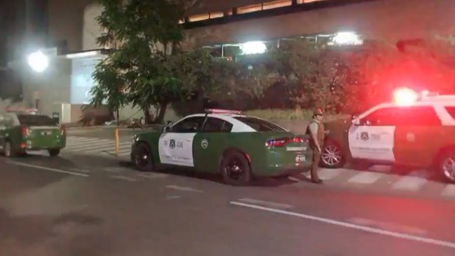 Dos detenidos acusados de intentar robar relojes y perfumes en Las Condes