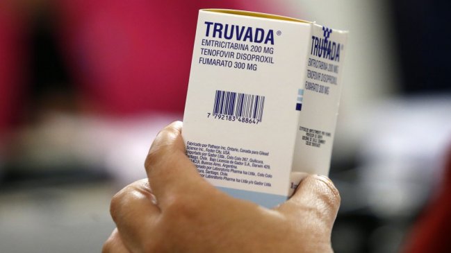 Píldora que reduce la posibilidad de contagiarse de VIH comenzará a entregarse en 2019 en Chile