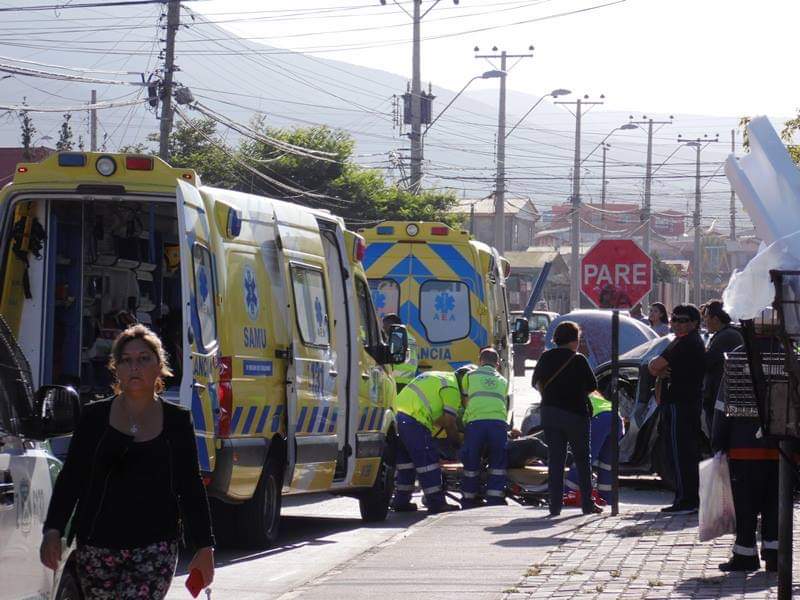 Triple colisión dejo una víctima fatal y ocho lesionados en La Serena