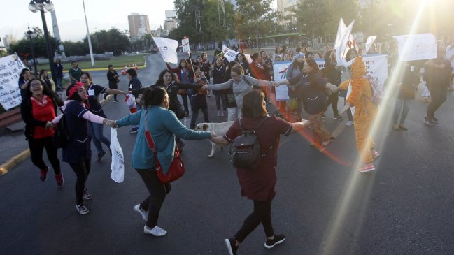 Continúa el paro de trabajadoras de Fundación Integra