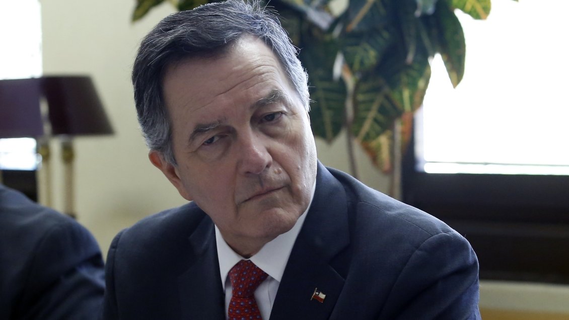 Senador DC: Un Presidente que debilita a su canciller debilita la política exterior de Chile