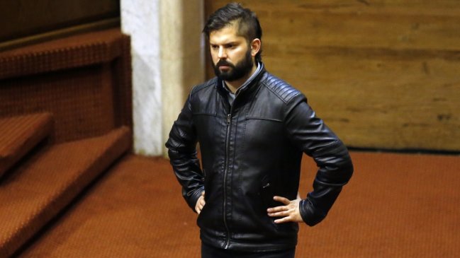 Boric: La UDI y RN deben hacerse responsables de sus parlamentarios por discursos de odio