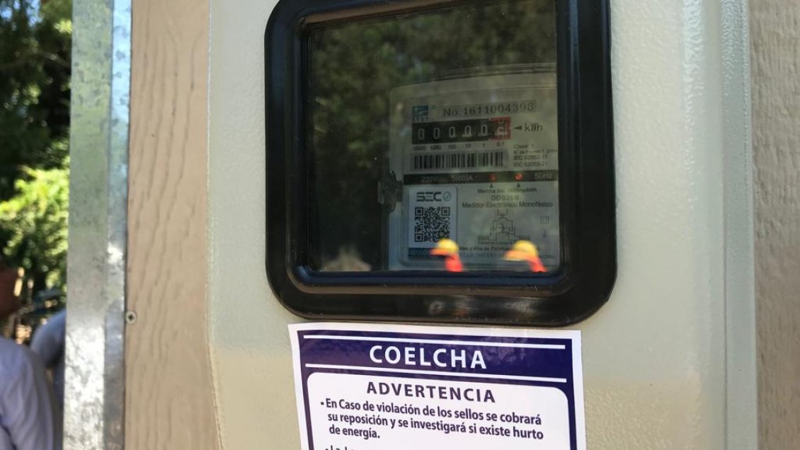 Familias de Quillón tendrán suministro eléctrico tras más de una década de espera