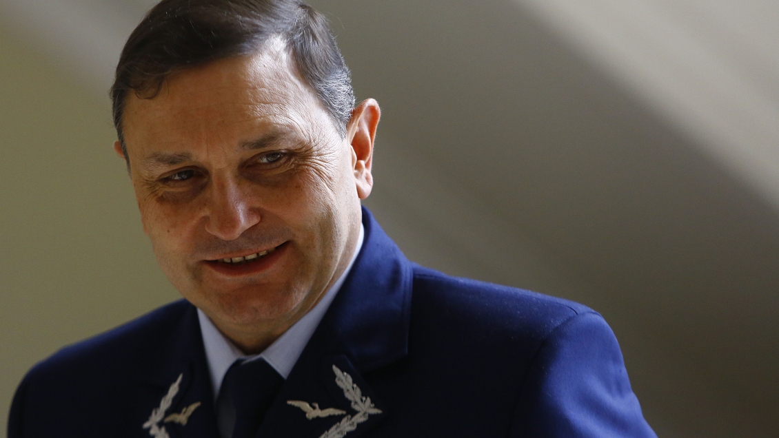 Comandante FACh descartó tensiones con La Moneda por costos de cambio de mando