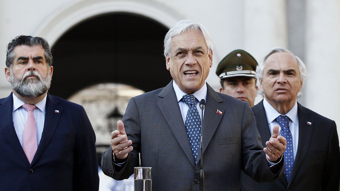 Analista: El Gobierno pone a Chile en la órbita de los países de derecha radical