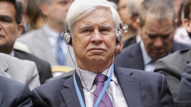 Premio Nobel criticó a los bancos: Tienen exceso de capital y podrían contribuir más al desarrollo