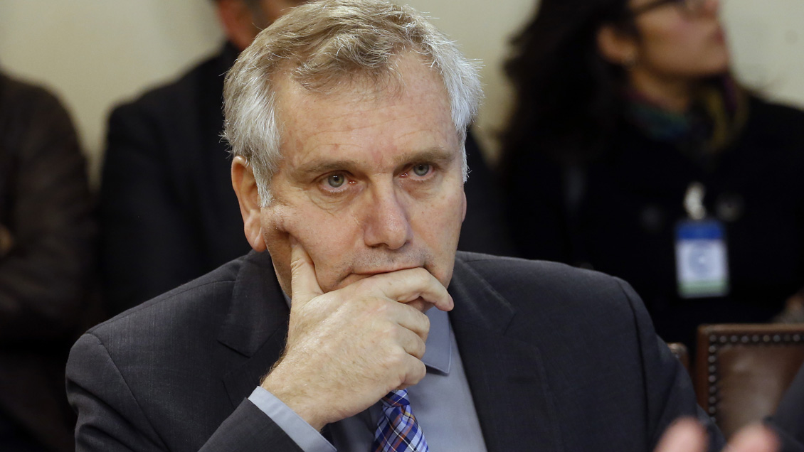 Mario Hamuy cuestiona a Couve como ministro de Ciencia: 