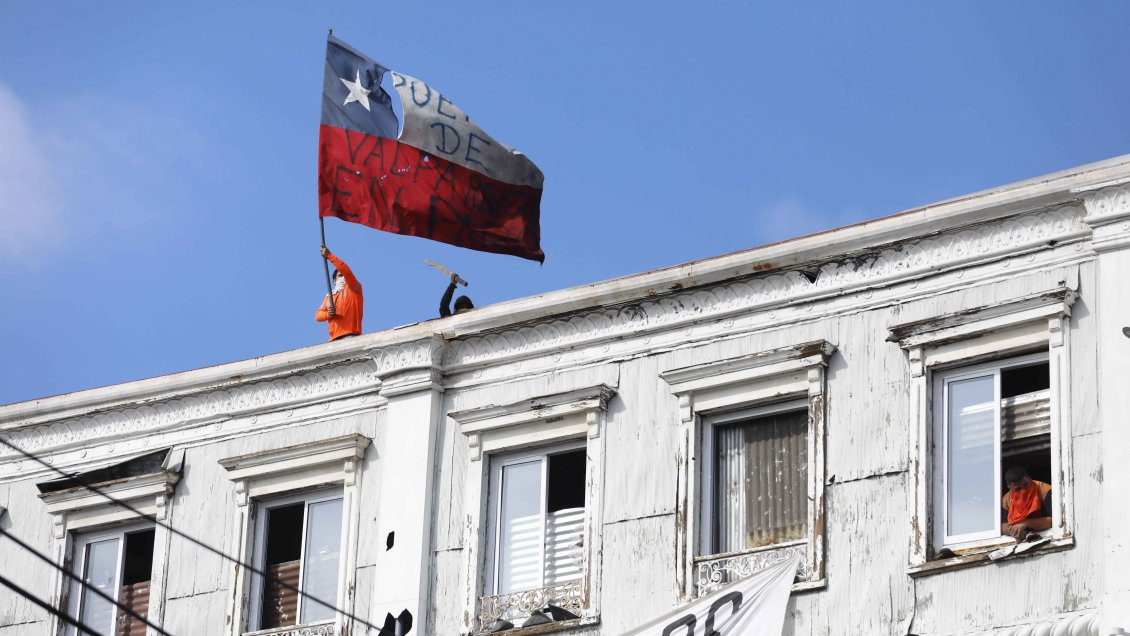 Ministros anunciaron preacuerdo para resolver movilizaciones de trabajadores portuarios