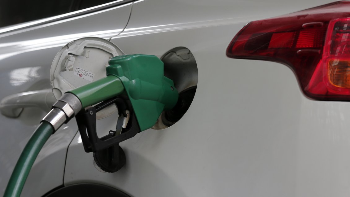 Bencinas registrarán su novena caída semanal consecutiva