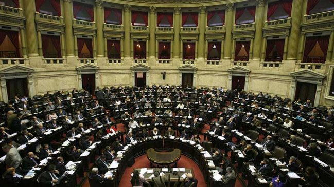 Argentina: Diputados aprueban ley para capacitar a empleados públicos sobre violencia de género