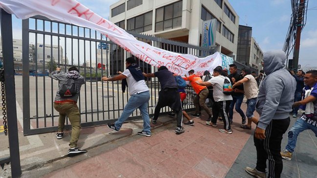 Von Appen responde a ministra Hutt: 