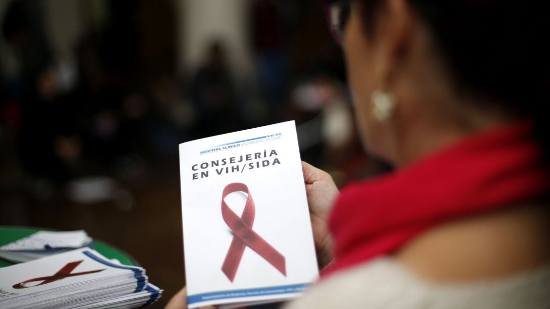 Jóvenes formarán facilitadores en prevención del VIH adolescente en Puerto Montt