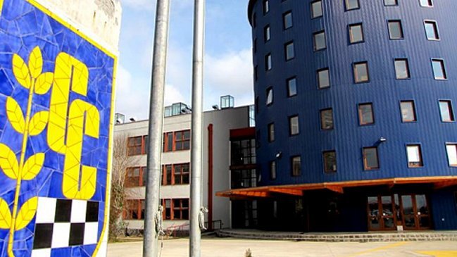 Colegio emprenderá acciones legales contra apoderada que agredió a vicerrectora en Chillán