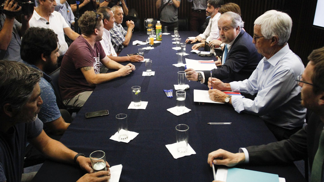 Trabajadores portuarios y TPS firmaron acuerdo: Finaliza paro de 35 días