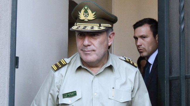 Hermes Soto acata decisión de Piñera, pero no renuncia