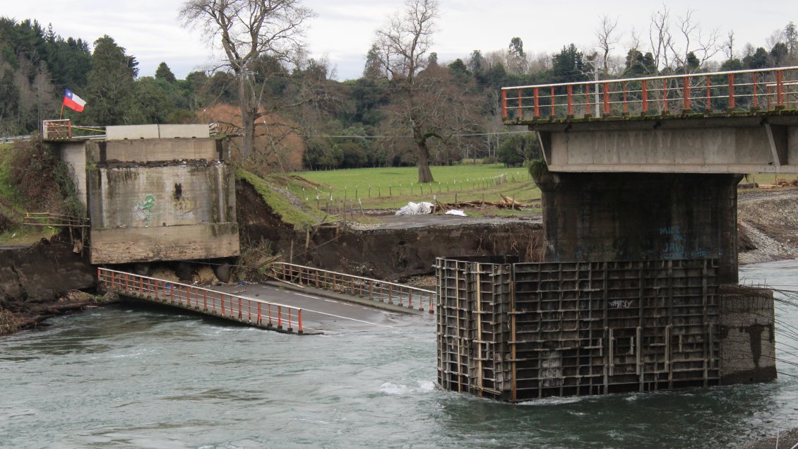 Osorno: Aplazaron puesta en marcha de puente Cancura