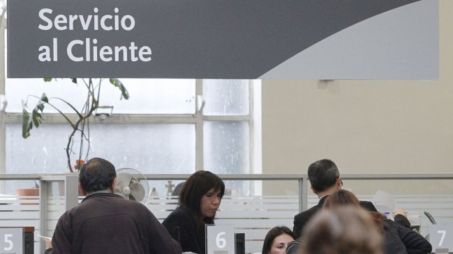 Bancos rechazan el 44 por ciento de los reclamos de los clientes