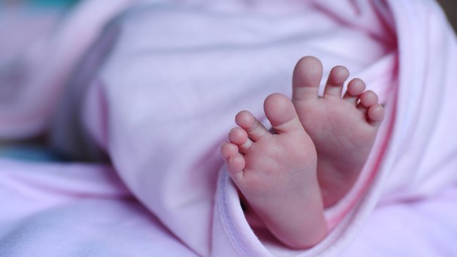 India: Murió bebé que sobrevivió tras ser tirado por inodoro de un tren