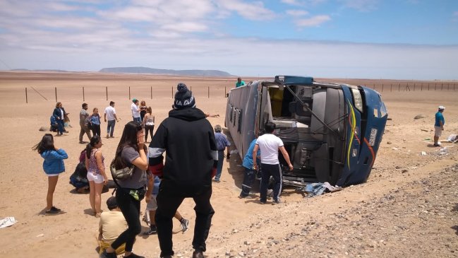 Un bus volcó en las cercanías de Caldera: 16 lesionados