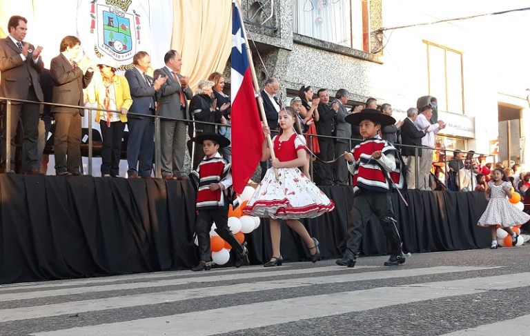 Lanco: Anuncian millonaria inversión local durante el desfile aniversario de la comuna