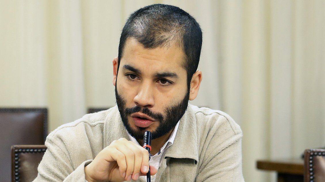 Diputado Garín admitió haber tenido problemas de 