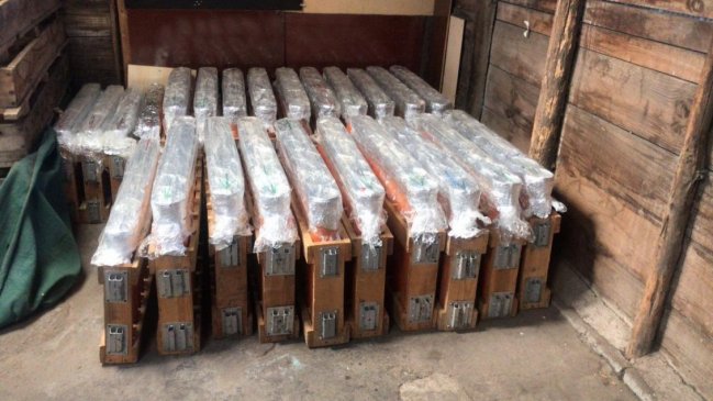 Carabineros decomisó fuegos artificiales robados en Peñaflor