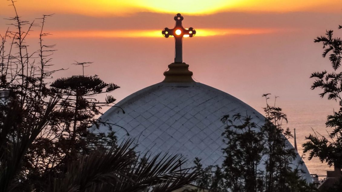 Cementerio de Antofagasta abre sus puertas para celebrar Año Nuevo con los que partieron
