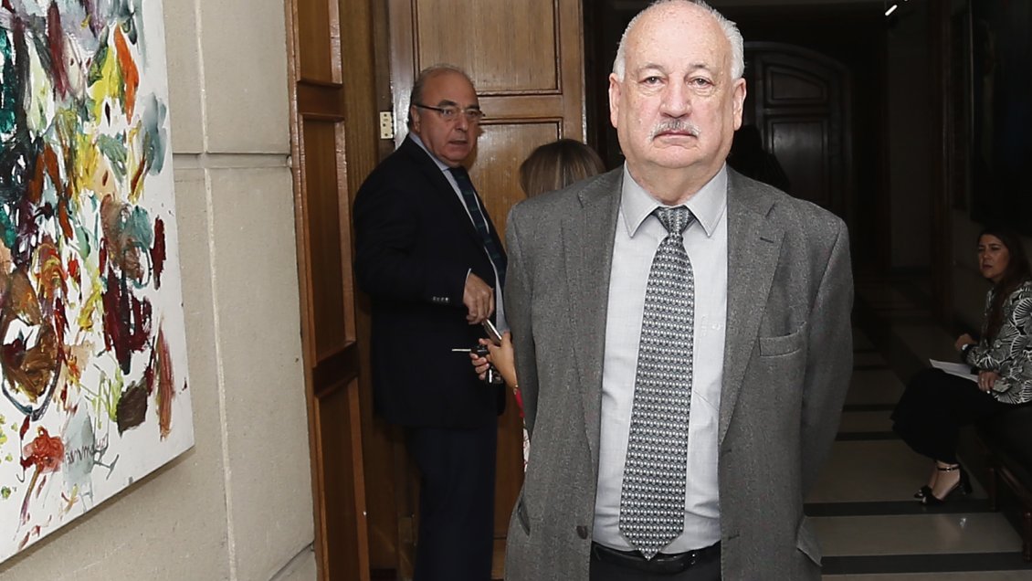 Guillermo Teillier: El PC va a llevar candidato o candidata presidencial