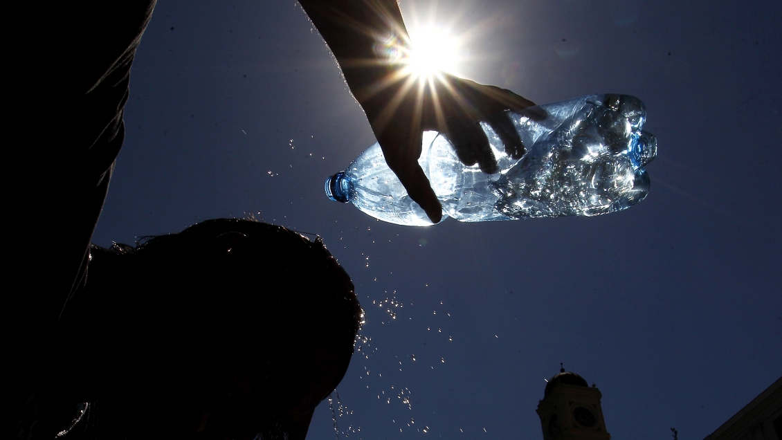 Alerta por ola de calor en tres regiones del país